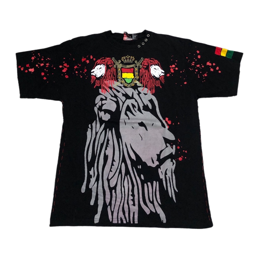 Y2K Evolution in Design Lion Streetwear Grafitti Tee